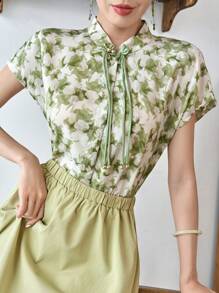 Modelyn Floral Print Tie Neck Batwing Sleeve Chiffon Hanfu Top, Improved Hanfu Top