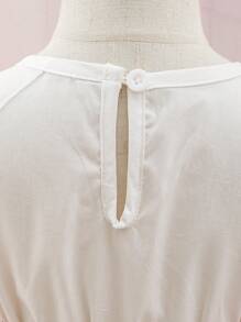 SHEIN 2入組嬰兒女孩優雅時尚紫色/白色多層蕾絲裝，適用於春夏季節