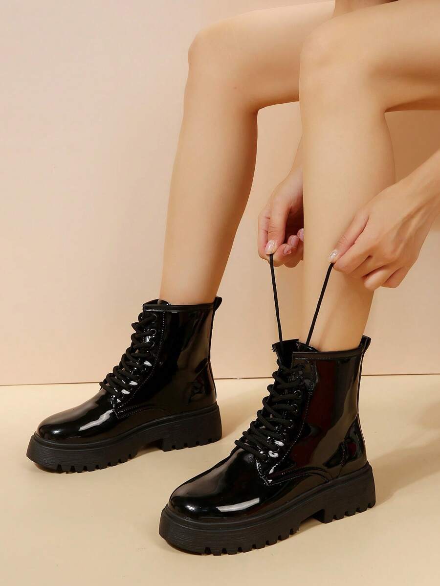 Fall/Winter New Fashion Thin Strap Motorcycle Style Boots - Black - View 1