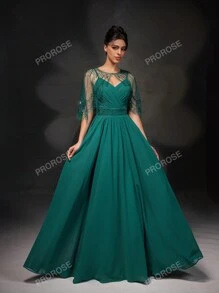 Nuovo arrivo Set Vestito da Festa con Vestito Senza Maniche a Mantella con Ricami in Pizzo Elegante