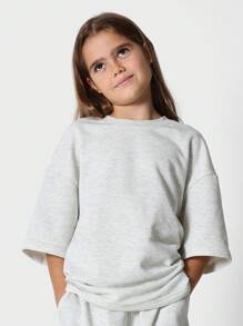 SUMWON Tween Girls Everyday Play Oversized Elbow Sleeve Tee And Loose Fit Sweatpants With Embroidery Print 2 Piece Set - Grey - View 3