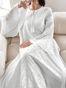 Yasmyna 夏季撞色孔眼刺绣喇叭袖连衣裙，适度长袖超长夏季卡夫坦束腰连衣裙 - 白色 - 查看 4