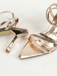 Sandalen met puntige neus en stiletto hoge hak met bandjes voor dames