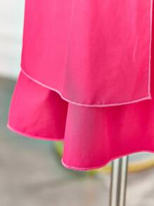 年輕女孩休閒可愛的粉色膝長連衣裙，襯托著褶邊領口，有趣的手繪卡通塗鴉圖案和不對稱拼接設計，在夏秋季節，生日禮物，派對或家庭旅行等場合非常適合穿著 - 玫紅色 - 查看 5