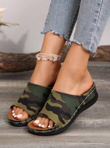 Summer Fashionable Camouflage Canvas Wedge Heels & Thick Base Women's Sandals, Versatile - Army Green - View 2