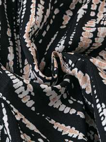 SHEIN LUNE Plus Allover Print Paperbag Waist Tie Front Shorts For Summer Vacation - Multicolor - View 5