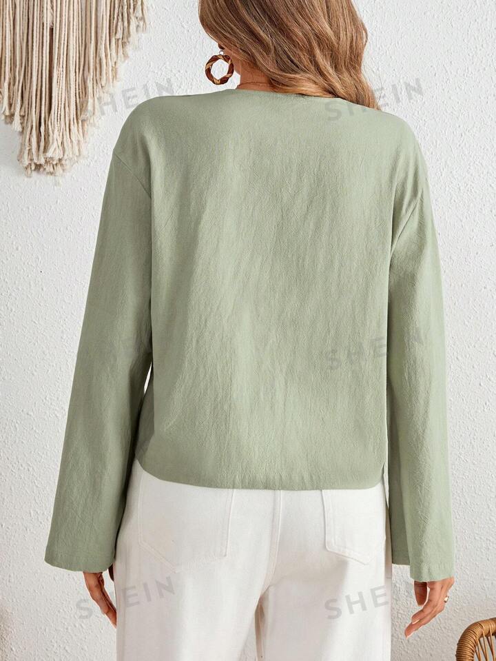 SHEIN VCAY Holiday Solid Color Woven Loose-Fitting Regular Women