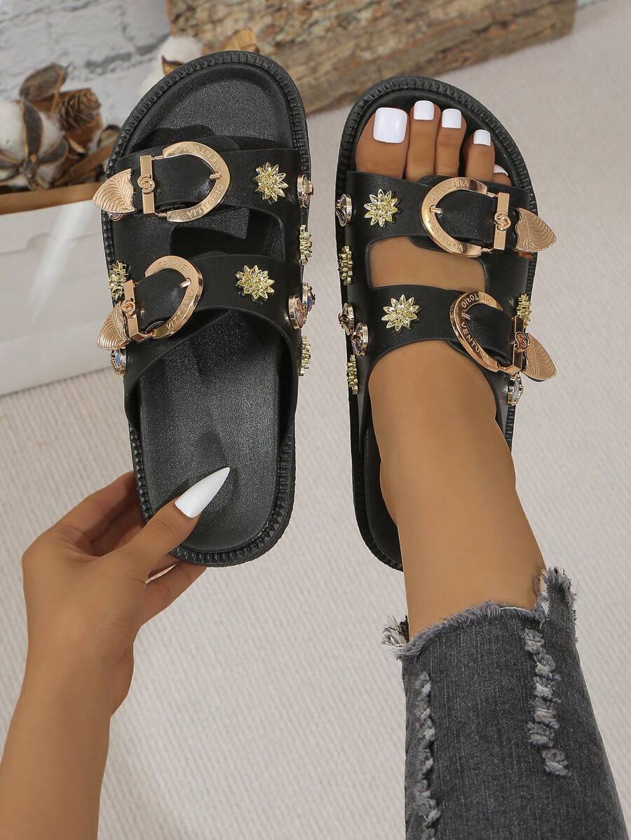 Nouvelles arrivées Sandales compensées femme noires à la mode et confortables, style décontracté, semelle épaisse, style punk, bout rond, ouvert, avec boucle
