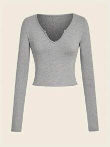 SHEIN Slayr 實心凹槽V領短袖上衣，適用於春夏