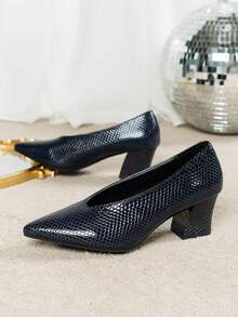 Women's Single-Layered Low Vamp Slip On Chunky Heel Shoes - Blue - View 3