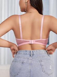 SHEIN 大尺寸女性花式蕾絲文胸和無線胸罩