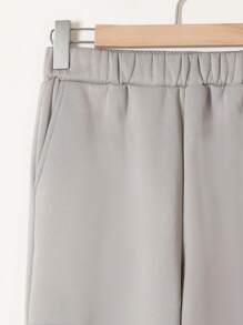 SHEIN 青少年男孩字母图案翻盖口袋侧抽绳腰部运动裤