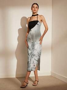 GENKIRA 單肩式旗袍風格連衣裙，帶定位印花、裝飾扣和顏色區塊設計 - 彩色 - 查看 4