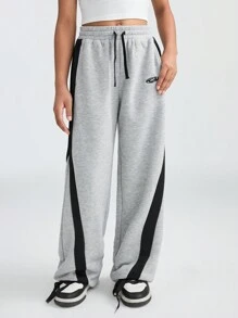 SHEIN Quần áo thun cho bé gái tuổi teen Quần áo trở lại trường Quần áo Đồ họa Mommy And Me Cổ điển Kpop Y2k Quần dài ống rộng màu xám Quần nỉ bóng đá/bóng chuyền Lễ Tạ ơn Trang phục Halloween Quần nỉ Giáng sinh Mùa xuân/Thu/Đông - Nhiều màu - Xem 4