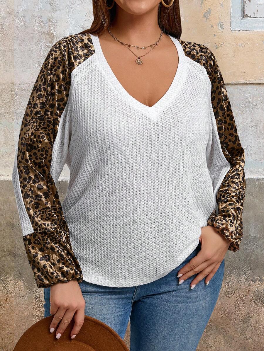 SHEIN VCAY Leopardenmuster Raglan-Ärmel Tee in Große Größen