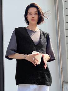 FRIFUL Solid V Neck Sleeveless Blouse Without Tee - Black - View 6