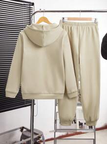 SHEIN 2入組青少年男孩休閒連帽毛絨衫和英文字樣印花運動褲，適用於秋季，冬季，保暖，大學，家居，日常，運動，簡約實用 - 卡其色 - 查看 2