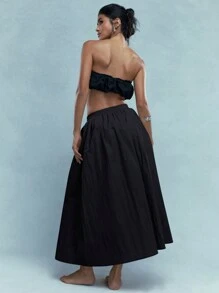 MISSGUIDED Nylon Fluffy Maxi Skirt With Pockets - Black - View 2