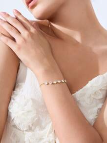 MOTF PREMIUM 18K GOLD PLATED LEAF-SHAPED CUBIC ZIRCONIA BRACELET - Yellow Gold - View 5