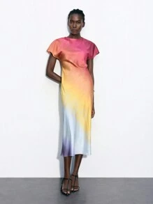 Maija Vestido corto de manga corta de uso diario casual con estampado de degradado de color liso, apropiado para el Día de la Independencia, la temporada de graduación, primavera, verano y principios de otoño