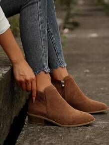 Bottines pour femmes à talons marron Épais, bout pointu avec fermeture éclair latérale, bottes à la mode pour femmes