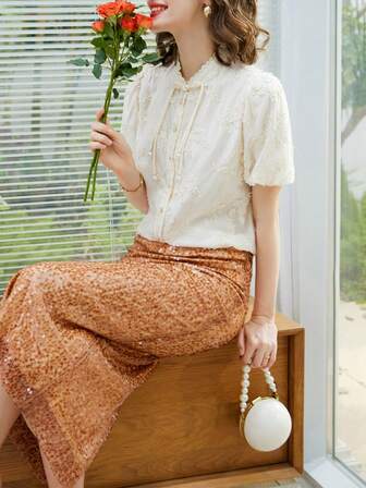 Elegant Embroidered Stand Collar Bubble Short Sleeve Top