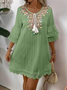 Breezaya Blumenstickerei Quasten-Dekor Kleid mit Trompetenärmeln und Bommel für Urlaub und Strand, für Damen