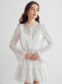 SHEIN Blusa com Babado na Barra da Manga Flare e Bainha Assimétrica - Branco - Visão 5