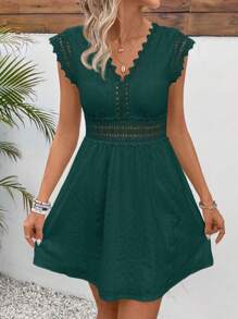 SHEIN Frenchy Women's Patchwork Lace V-Neck Dress Date Night Dress Summer Green - Green - View 3