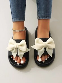 Süße und niedliche Farbblock Bögen Badesandalen in Bubble-Optik für Frauen, Zuhause/Strand