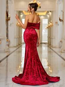 天鹅绒不对称领口美人鱼舞会礼服（带拖尾），春夏 - 酒紅色 - 查看 2