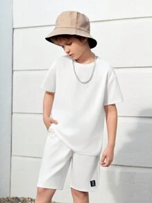 SHEIN Tween Boy Drop Shoulder Tee & Drawstring Waist Shorts With Chain Necklace - White - View 1