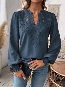 EMERY ROSE 對比蕾絲鑲邊剪裁領主袖上衣 - 寶藍色 - 查看 5