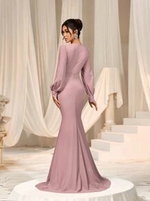 Faeriesty Elegant och elegant klänning med V-ringning och lanternärm för kvinnor - Sofistikerad och tidlös design för vår-/sommarbröllop, galor, brudtärneklänningar på röda mattan och sommarsemesterkläder - Rosa - Visa 3