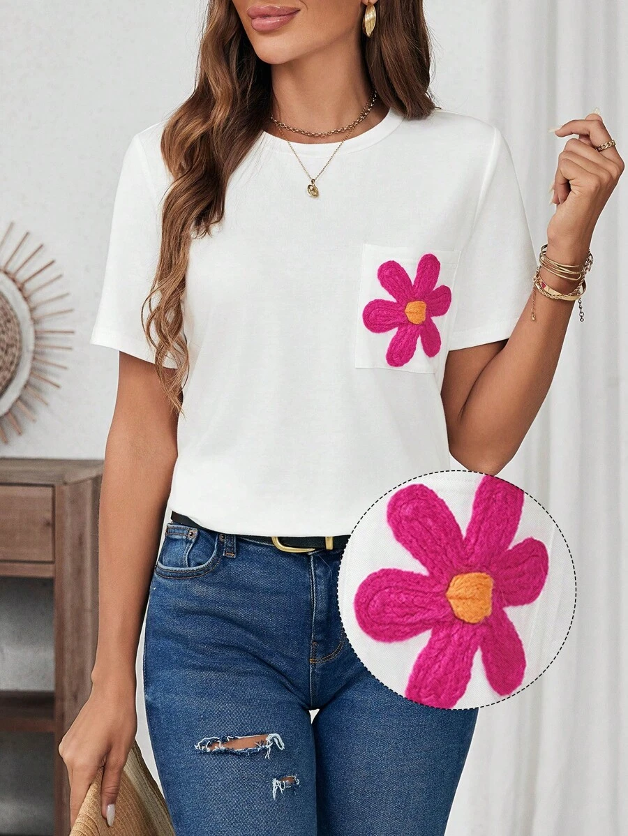 SHEIN LUNE 休閒女款圓領口袋3D花朵白色T恤 - 白色 - 查看 1