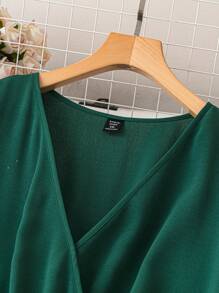 SHEIN Clasi Summer Top Solid Color With Green Leaf Printed Loose Fit Dress With Wide Hem For Plus Size