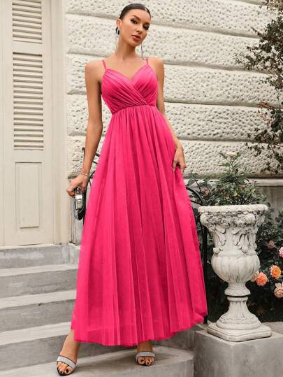 SHEIN Belle Elegant And Romantic V-Neck Mesh Bridesmaid Dress