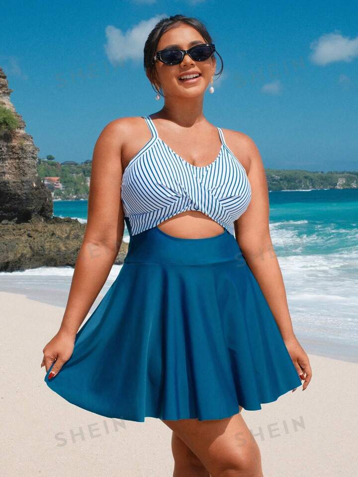 SHEIN Swim Curve Set di costumi da bagno estivi a righe stampate per taglie forti per vacanze al mare vestito da bagno e fondo da bagno SHEIN ITALIA