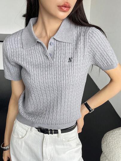 DAZY เสื้อถักคอโปโลปักตัวอักษร สำหรับใส่ประจำวัน เสื้อผ้ากลับโรงเรียน