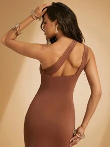 Hauture Sleek One-Shoulder Bodycon Dress With Cutout Design And Ring Details - Mocha Brown - View 5