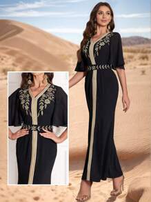Women's Embroidered Long Retro Style Dress With Chest Flower Decor - Black - View 1