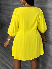 Slaydiva ROBE MINI SLIM A-LINE ÉLÉGANT ET DÉCONTRACTÉ POUR LES VACANCES EN JAUNE unicolore, STYLE CHEMISE AVEC PLASTRON OUVERT POUR FEMMES grande taille, PRINTEMPS/ÉTÉ -E