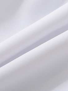 SHEIN 年輕男孩字母拼貼細節口袋前扣襯衫