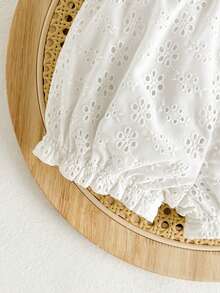 Cozy Pixies Baby Girl Màu trắng rỗng thêu ren trang trí nơ thắt lưng co giãn, quần thường ngày mùa hè, phù hợp và linh hoạt, thích hợp cho gia đình, du lịch và kỳ nghỉ - trắng - Xem 3