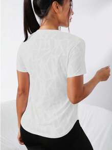 Easithlete 几何印花弧形下摆运动压缩T恤 女式健身房衬衫 - 白色 - 查看 2