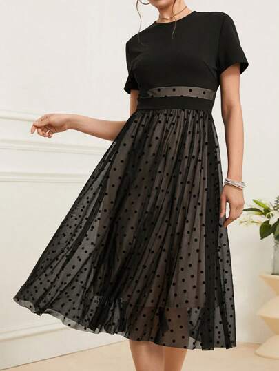 SHEIN Clasi Plus Size Polka Dot Printed Casual Short Sleeve Dress With Round Neck