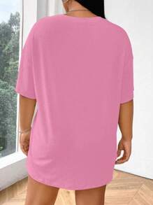 Flirla Tricou cu umăr în jos cu litere plus - Roz - Vizualizare 2