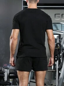 Manfinity Athleisure 男士短裤套装，纯色落肩T恤搭配抽绳腰短裤，运动套装，健身服套装，透气健身套装 - 黑色 - 查看 2