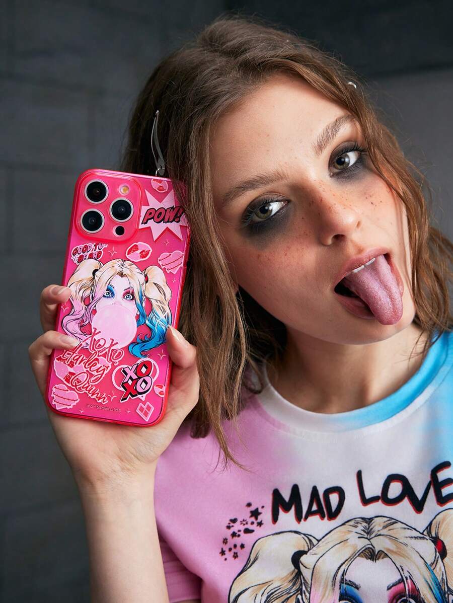 Harley Quinn X SHEIN Cartoon Characters And Letters Printed Translucent Pink Painted Phone Case,Compatible With IPhone - Pink - View 1