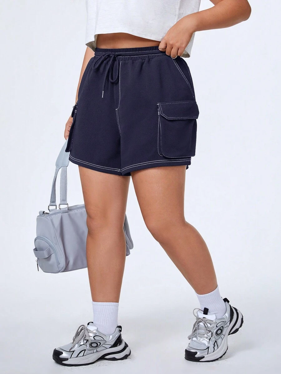 SHEIN EZwear CURVE Plus Quần short thắt lưng có túi có dây rút bên hông - Màu xanh hải quân - Xem 1